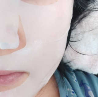 [마더메이드]룩시카라이브 울트라 리페어링 겔 마스크K — 5점을 준 리뷰어가 2020년 11월 올린 사용 사진