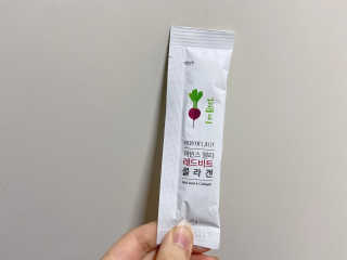 유유네이처 머빈스 젤리 레드비트 콜라겐 — 4점을 준 리뷰어가 2020년 4월 올린 사용 사진