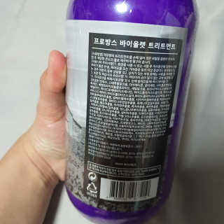 프로방스 바이올렛 퍼퓸 트리트먼트 1000ml 업그레이드 — 3.5점을 준 리뷰어가 2020년 8월 올린 사용 사진