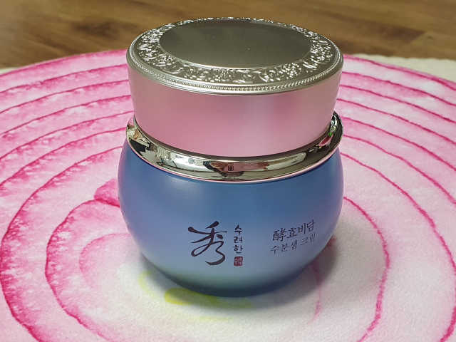수려한 효비담 수분샘 크림 75ml 리뷰 사진