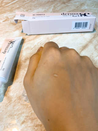 derma SC-Gel 더마에스씨 겔 20g — 5점을 준 리뷰어가 2020년 4월 올린 사용 사진