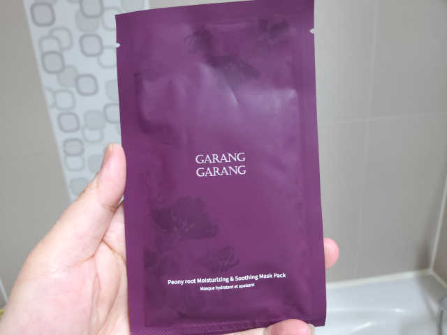 피오니 룻 모이스처라이징 앤 수딩 마스크팩 리뷰 사진