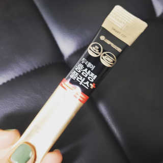 서울약사신협_투데이홍삼정플러스스틱_10g x 30포 — 5점을 준 리뷰어가 2020년 11월 올린 사용 사진