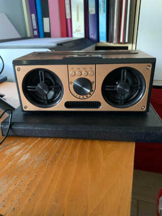 SEVIZ RETRO20W 레트로 블루투스 스피커 — 2.5점을 준 리뷰어가 2020년 10월 올린 사용 사진