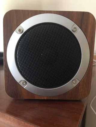 SEVIZ MINI10W 레트로 블루투스 스피커 — 5점을 준 리뷰어가 2020년 6월 올린 사용 사진