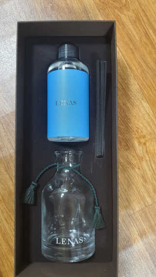 레나스 프리미엄 아로마 디퓨저 200ml  [1SET] — 5점을 준 리뷰어가 2020년 10월 올린 사용 사진