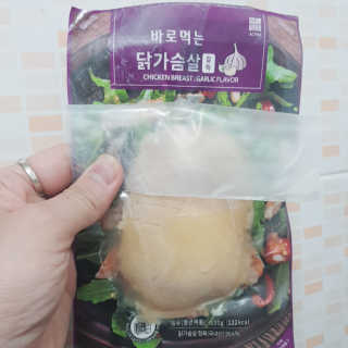 바로 먹는 아침 실온보관 닭가슴살 6종 — 4점을 준 리뷰어가 2020년 9월 올린 사용 사진