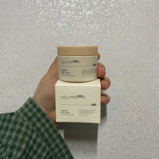 어글리프루프 크림 바이어글리 하이드레이션 샤워 50ml — 4.5점을 준 리뷰어가 2020년 10월 올린 사용 사진