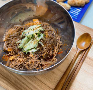[해주냉면] 신천맛집 매운 비빔냉면 2인분 + 무절임 — 4점을 준 리뷰어가 2020년 5월 올린 사용 사진