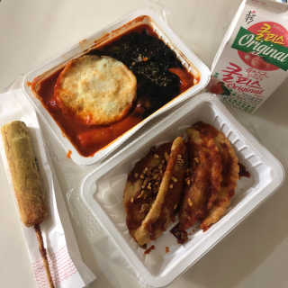 죠스떡볶이 [죠스푸드] 짜빠떡볶이+떡또그+범벅만두 신메뉴 3종 — 3.5점을 준 리뷰어가 2020년 5월 올린 사용 사진
