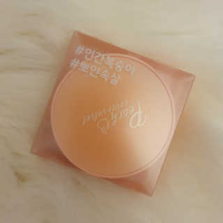[블랙루즈] 피치 커버 벨벳 쿠션 2종 중 택1 — 5점을 준 리뷰어가 2020년 8월 올린 사용 사진
