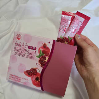 헬스업_쁘띠쁘띠석류콜라겐젤리_20g x 14포 — 5점을 준 리뷰어가 2020년 7월 올린 사용 사진