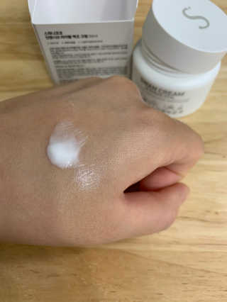 스와니코코 백조크림 화이트 — 5점을 준 리뷰어가 2020년 9월 올린 사용 사진