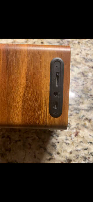 SEVIZ MINI10W 레트로 블루투스 스피커 — 3점을 준 리뷰어가 2020년 9월 올린 사용 사진