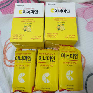 이너미인 VITAMIN-C 700 — 4.5점을 준 리뷰어가 2020년 8월 올린 사용 사진
