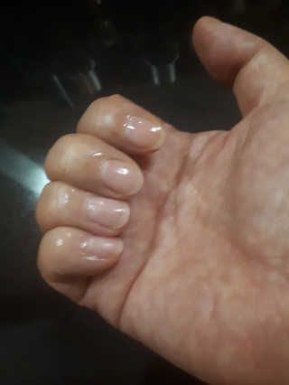 메디필 매직클 핸드 네일 드 살롱 — 5점을 준 리뷰어가 2020년 7월 올린 사용 사진