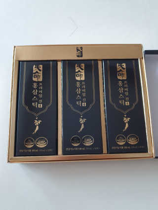 헬스업_천명진프리미엄홍삼스틱_10ml x 30포 — 5점을 준 리뷰어가 2020년 7월 올린 사용 사진