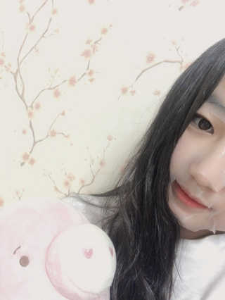 리더스코스메틱 리더스 메디유 아미노 모이스처 마스크 — 4점을 준 리뷰어가 2020년 5월 올린 사용 사진