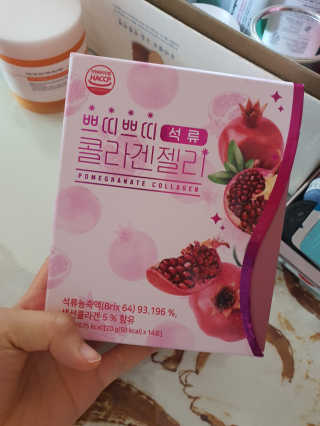 헬스업_쁘띠쁘띠석류콜라겐젤리_20g x 14포 — 4점을 준 리뷰어가 2020년 8월 올린 사용 사진