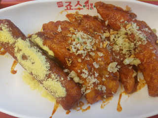 죠스떡볶이 [죠스푸드] 짜빠떡볶이+떡또그+범벅만두 신메뉴 3종 — 3점을 준 리뷰어가 2020년 4월 올린 사용 사진