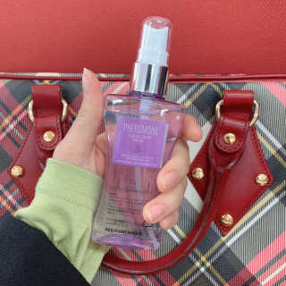레드컨테이너 페로몬향 퍼퓸 바디미스트 80ml — 5점을 준 리뷰어가 2020년 4월 올린 사용 사진