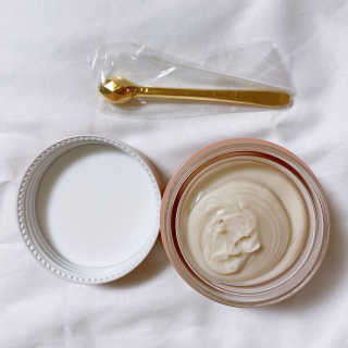 Tween.Ty Skin 트웬티스킨 리페어 아이크림 프리미엄 라인 — 5점을 준 리뷰어가 2020년 10월 올린 사용 사진