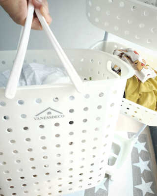 바네스데코 정리 끝판왕 다용도 이동식 3단 리빙트롤리 화이트 — 4점을 준 리뷰어가 2020년 7월 올린 사용 사진