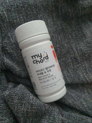 JW중외제약 마이코드 멀티비타민미네랄 포 우먼 — 5점을 준 리뷰어가 2020년 8월 올린 사용 사진