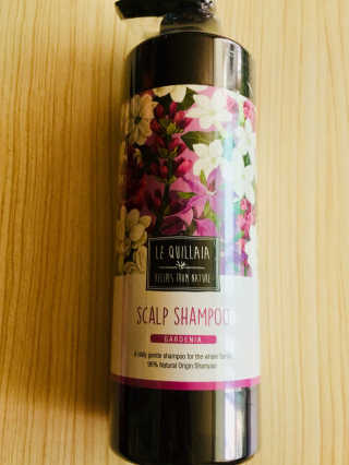 르퀼라야 스칼프 샴푸 810ml [가드니아/포레스트] — 5점을 준 리뷰어가 2020년 7월 올린 사용 사진