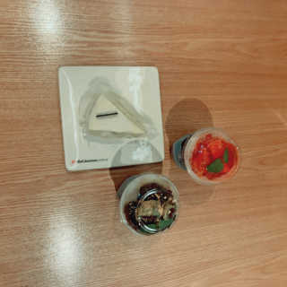 달콤커피경희의료원점 [달콤커피 경희의료원점] 달콤커피 컵빙수세트 — 5점을 준 리뷰어가 2020년 8월 올린 사용 사진