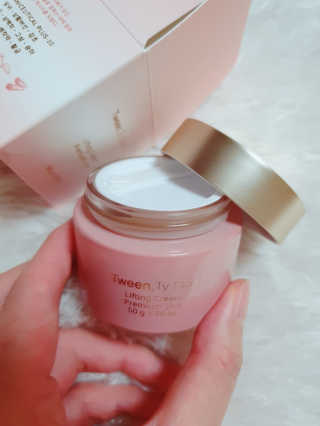 Tween.Ty Skin 트웬티스킨 리프팅 크림 프리미엄 라인 — 5점을 준 리뷰어가 2020년 9월 올린 사용 사진