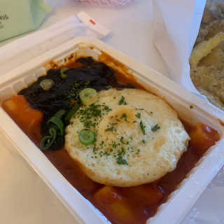 죠스떡볶이 [죠스푸드] 짜빠떡볶이+떡또그+범벅만두 신메뉴 3종 — 3점을 준 리뷰어가 2020년 4월 올린 사용 사진