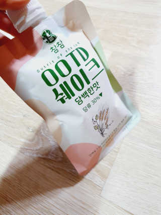 [꾸콤] 참참 OOTD쉐이크 담백한 일주일세트 50g x 5 — 5점을 준 리뷰어가 2020년 11월 올린 사용 사진