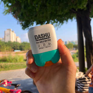 다슈코리아 다슈 솔루션 시카 쉴드 선스틱 — 4점을 준 리뷰어가 2020년 6월 올린 사용 사진
