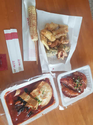 죠스떡볶이 [죠스푸드] 짜빠떡볶이+떡또그+범벅만두 신메뉴 3종 — 5점을 준 리뷰어가 2020년 5월 올린 사용 사진