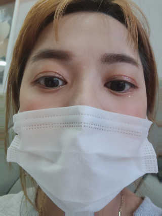 [블랙루즈] 펄블리 아이 글리터 유니버스 2종 — 5점을 준 리뷰어가 2020년 11월 올린 사용 사진