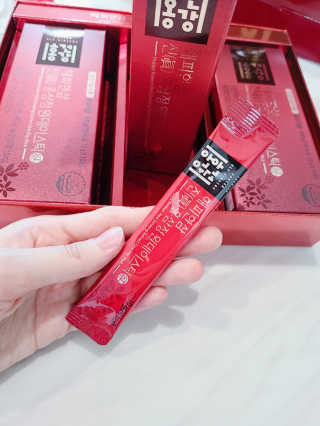 홍건강 해피한삼 진 홍삼정 원데이스틱 10g x 30포 — 5점을 준 리뷰어가 2020년 5월 올린 사용 사진