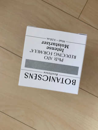 보타닉센스 Ph.D 아토 리듀싱 포뮬라 인텐스 모이스처라이저 — 5점을 준 리뷰어가 2020년 9월 올린 사용 사진