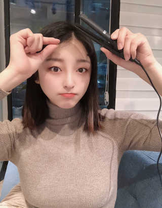 모즈헤어 휴대용 미니 고데기 — 4점을 준 리뷰어가 2020년 10월 올린 사용 사진