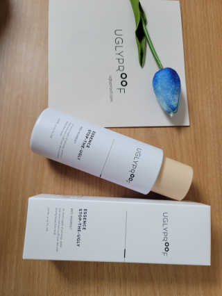 어글리프루프 에센스 스탑디어글리 레드모먼트 에센스 120ml — 4점을 준 리뷰어가 2020년 10월 올린 사용 사진