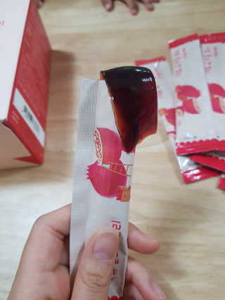 365더건강 에버뷰티 석류콜라겐 젤리 — 5점을 준 리뷰어가 2020년 6월 올린 사용 사진