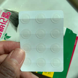 엘라밴드 하이드로 도트 스팟패치 12mm, 티트리 — 5점을 준 리뷰어가 2020년 8월 올린 사용 사진