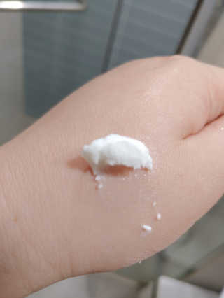 리더스코스메틱 리더스 카밍 클리어 밀크 필 클렌즈 밤 — 3.5점을 준 리뷰어가 2020년 6월 올린 사용 사진