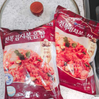 바다는다웰빙이다 전복해물볶음밥/전복김치볶음밥 250g-4봉지 — 5점을 준 리뷰어가 2020년 7월 올린 사용 사진