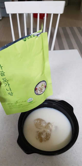 한촌몰 설렁탕집 가마솥 도가니탕 350g x 2팩 — 5점을 준 리뷰어가 2020년 8월 올린 사용 사진