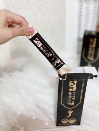 헬스업_천명진프리미엄홍삼스틱_10ml x 30포 — 5점을 준 리뷰어가 2020년 12월 올린 사용 사진
