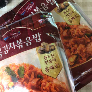 바다는다웰빙이다 전복해물볶음밥/전복김치볶음밥 250g-4봉지 — 4점을 준 리뷰어가 2020년 8월 올린 사용 사진