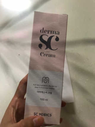 derma SC-Cream 더마에스씨 크림 100ml — 5점을 준 리뷰어가 2020년 5월 올린 사용 사진