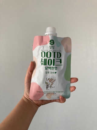 [꾸콤] 참참 OOTD쉐이크 담백한 일주일세트 50g x 5 — 5점을 준 리뷰어가 2020년 10월 올린 사용 사진