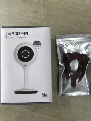 헤이홈 스마트 홈카메라 + 헤이베어 캐릭터커버 — 5점을 준 리뷰어가 2020년 5월 올린 사용 사진